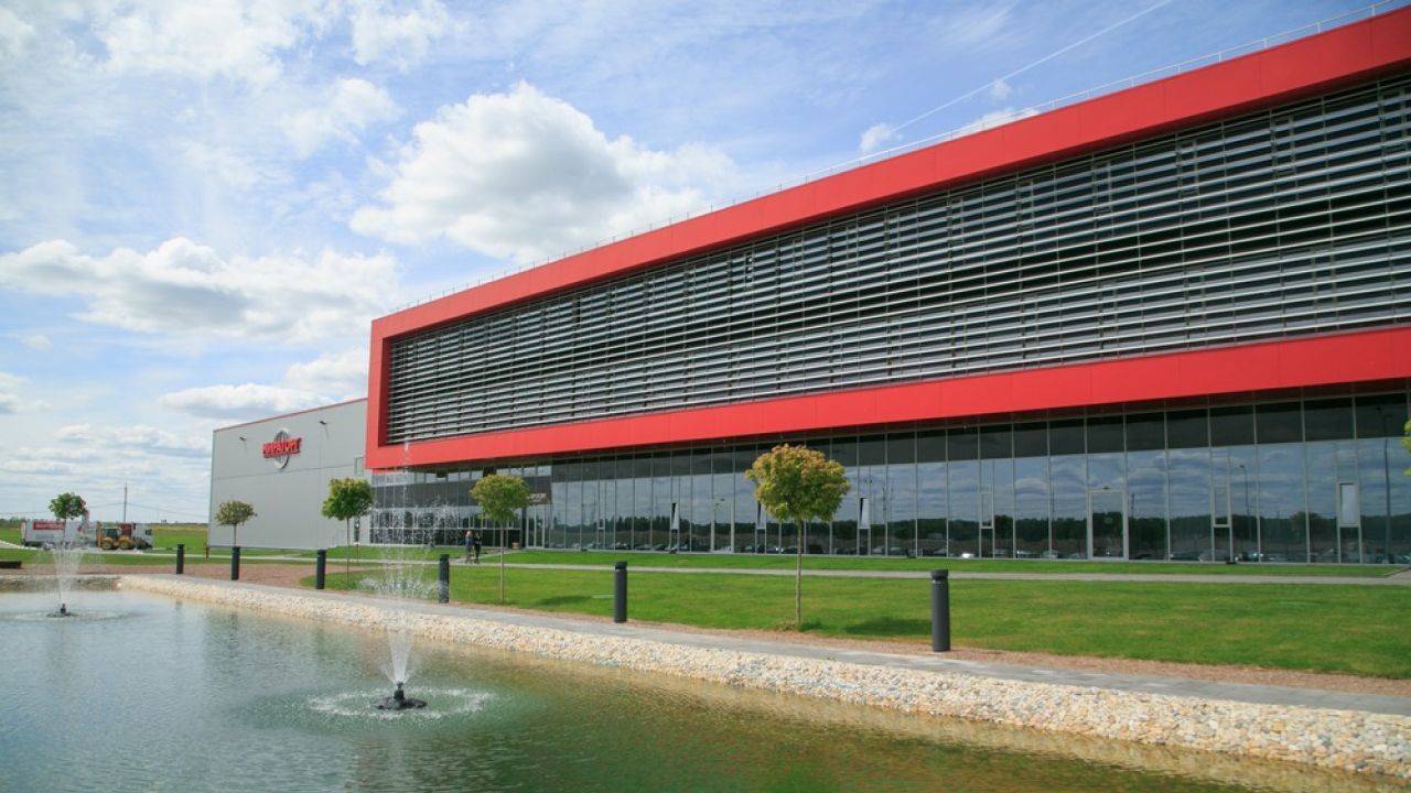 Фабрика по убою и  переработке мяса птицы  Мираторг