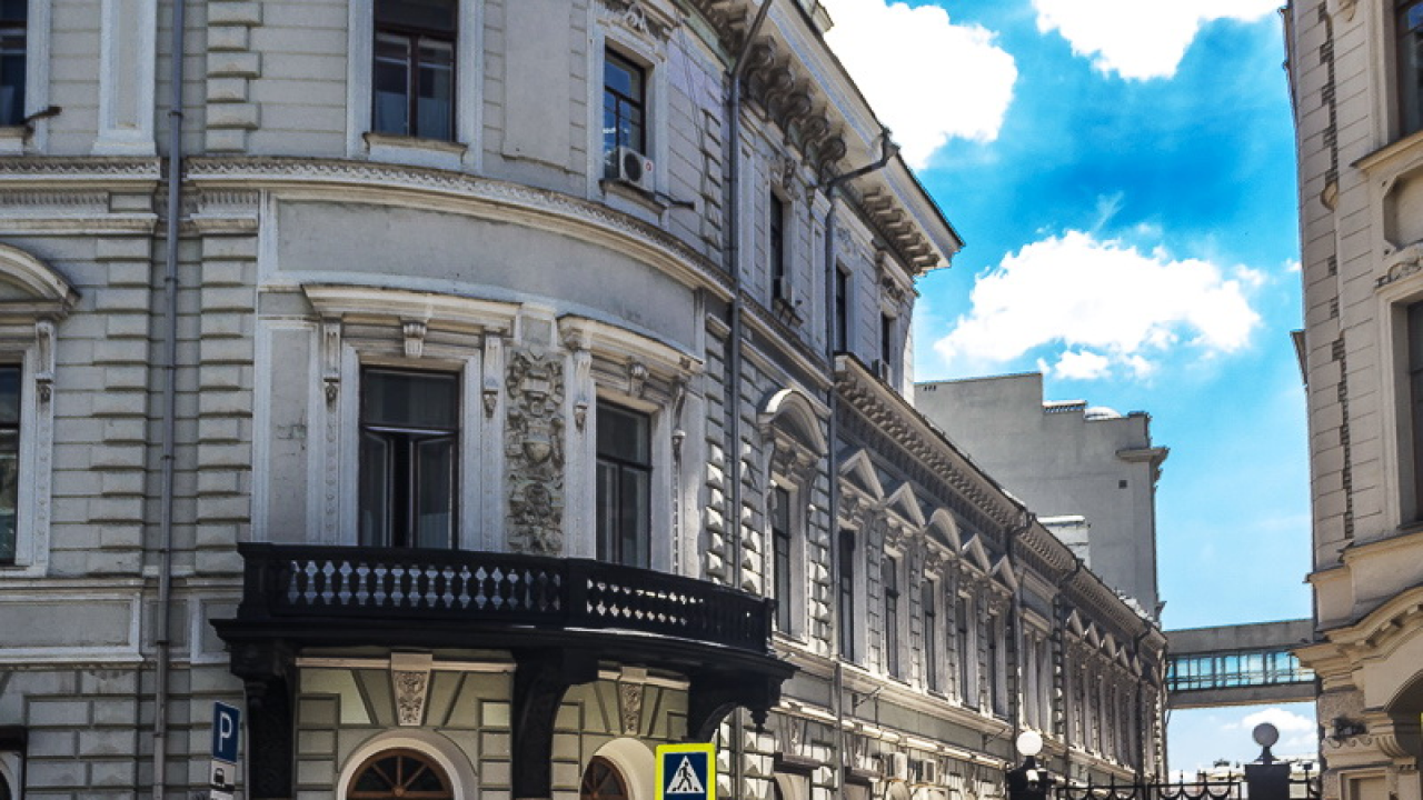 Административное здание, входящее в комплекс зданий «Старая площадь»